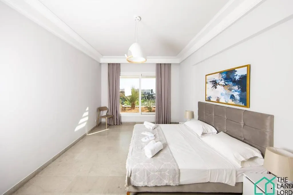 Villa Cassel: Villa Avec Piscine Et Vue Sur Le Lac Tunis 0*,  Tunisia